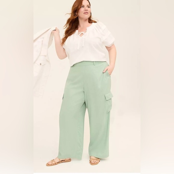 Lane Bryant Elegant Sage Mid Rise Wide-Leg Pants - Picture 1 of 7
